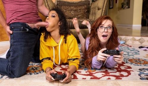 Jeni Angel & Madi Collins - Gamer Girl Threesome - FullHD (2021)