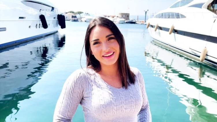 Sarah - hostess on a yacht in Saint-Tropez! - FullHD (2022)
