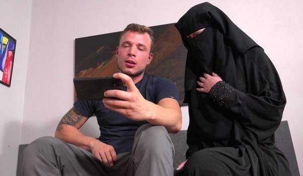 Sex With Muslims - He got excited watching another woman - E218 - UltraHD/2K (2022)