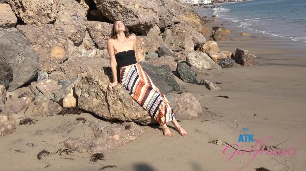 Violet Viper - Malibu Pier 1 - FullHD (2024)